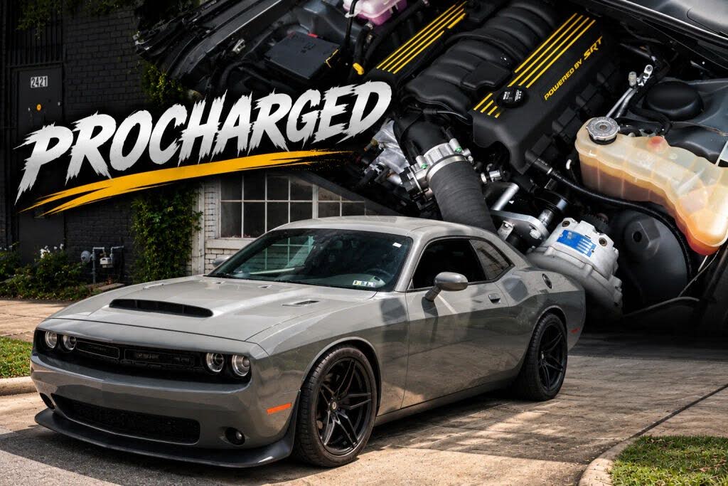 2017 Dodge Challenger 392 Hemi Scat Pack Shaker