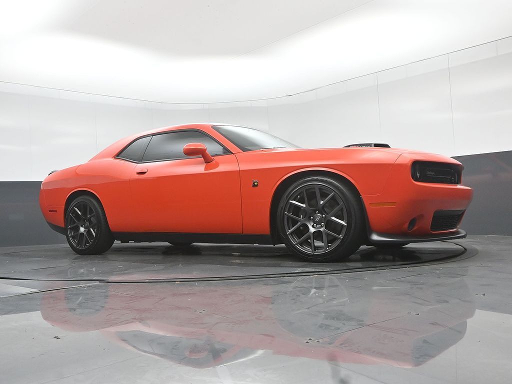 2018 Dodge Challenger 392 Hemi Scat Pack Shaker