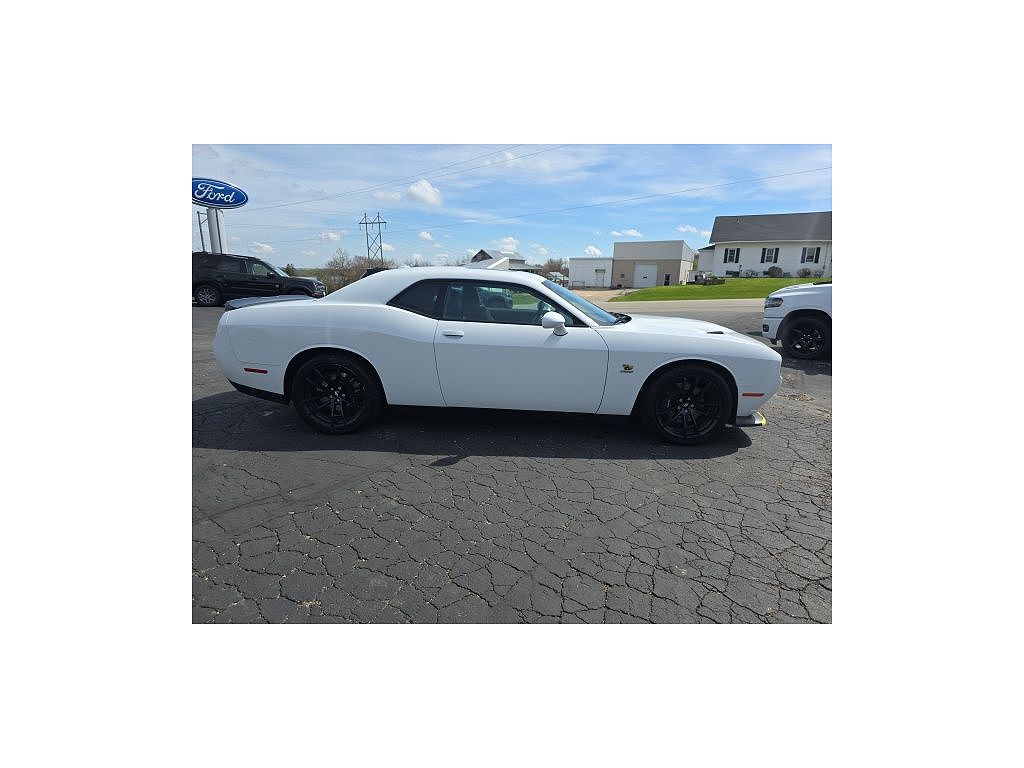 2023 Dodge Challenger R/T Scat Pack Widebody