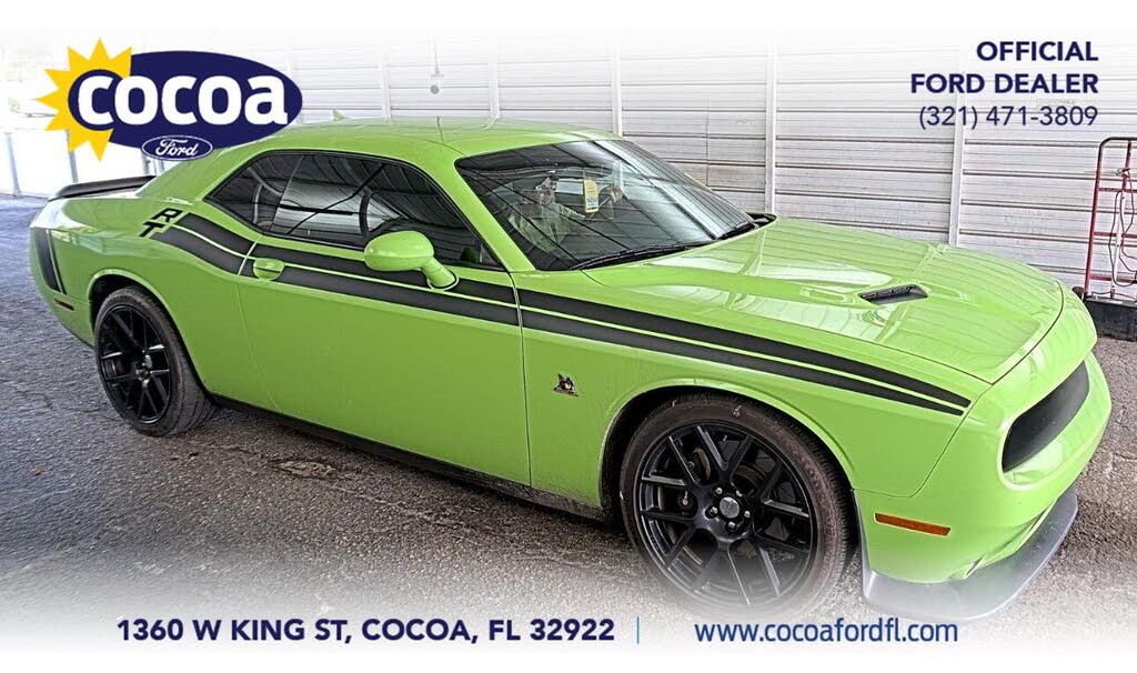 2015 Dodge Challenger R/T Scat Pack Shaker