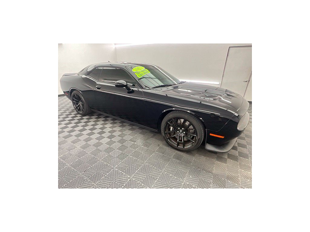 2022 Dodge Challenger R/T Scat Pack Widebody