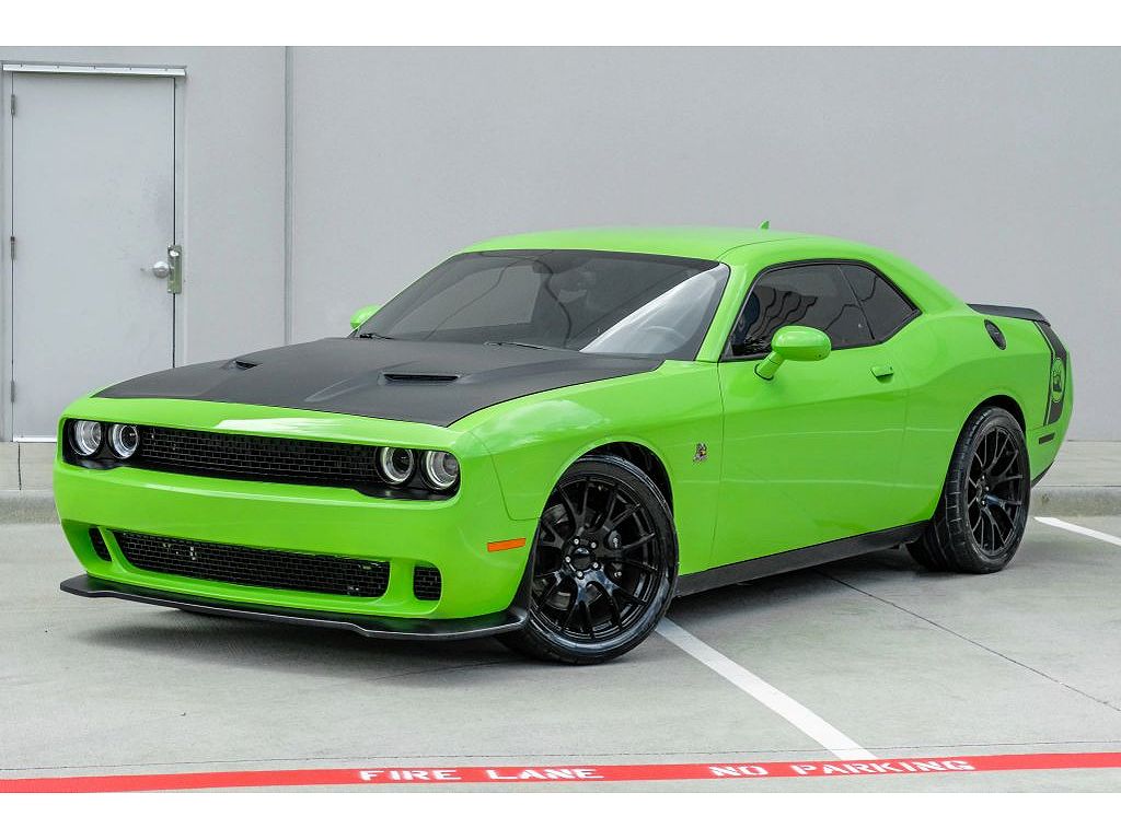 2015 Dodge Challenger R/T Scat Pack Shaker