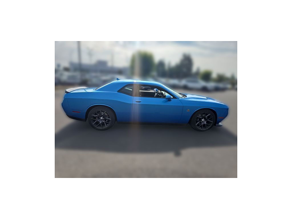 2016 Dodge Challenger R/T Scat Pack