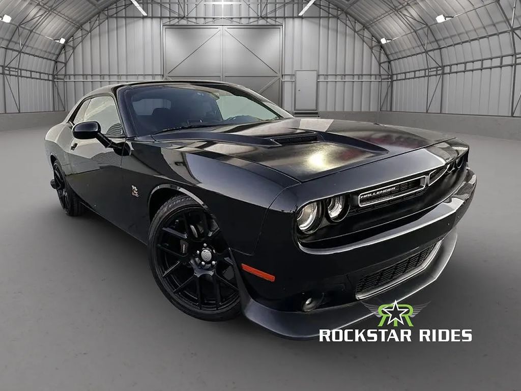 2015 Dodge Challenger R/T Scat Pack Shaker