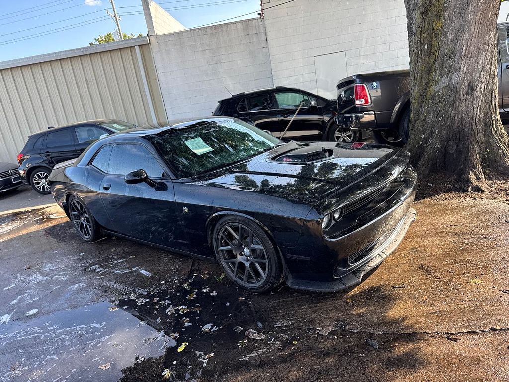2016 Dodge Challenger 392 Hemi Scat Pack Shaker