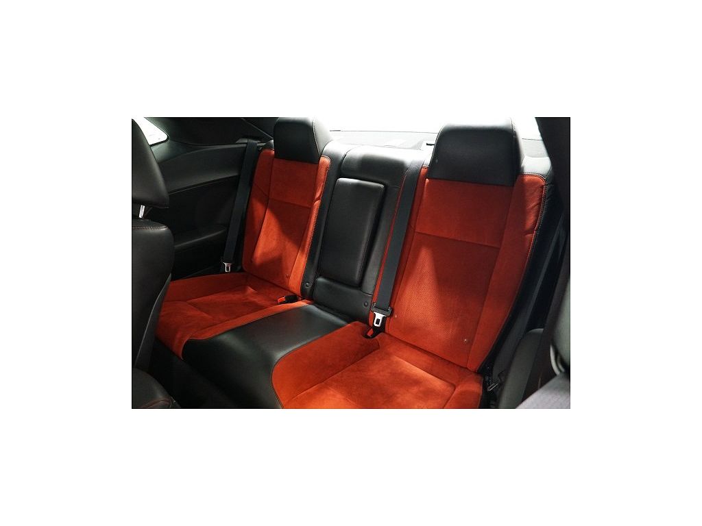 2017 Dodge Challenger 392 Hemi Scat Pack Shaker