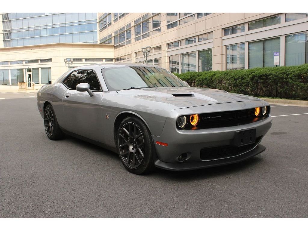 2018 Dodge Challenger 392 Hemi Scat Pack Shaker