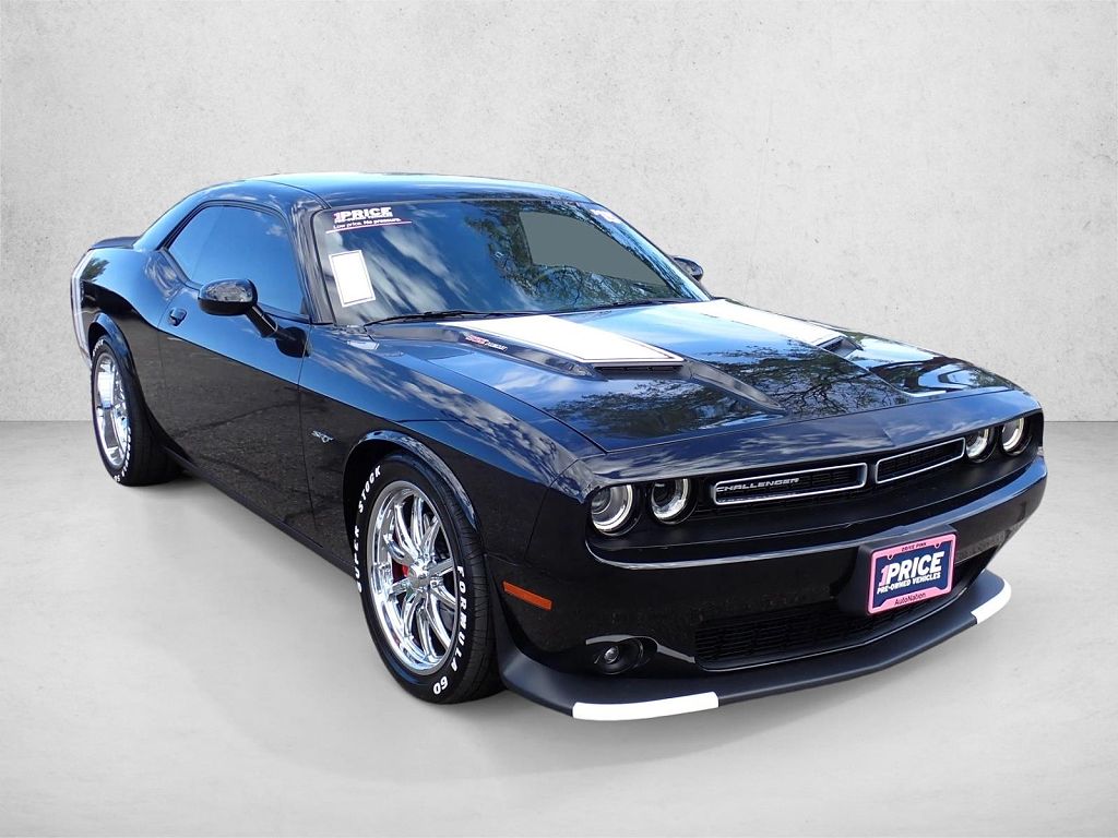 2015 Dodge Challenger R/T Scat Pack Shaker