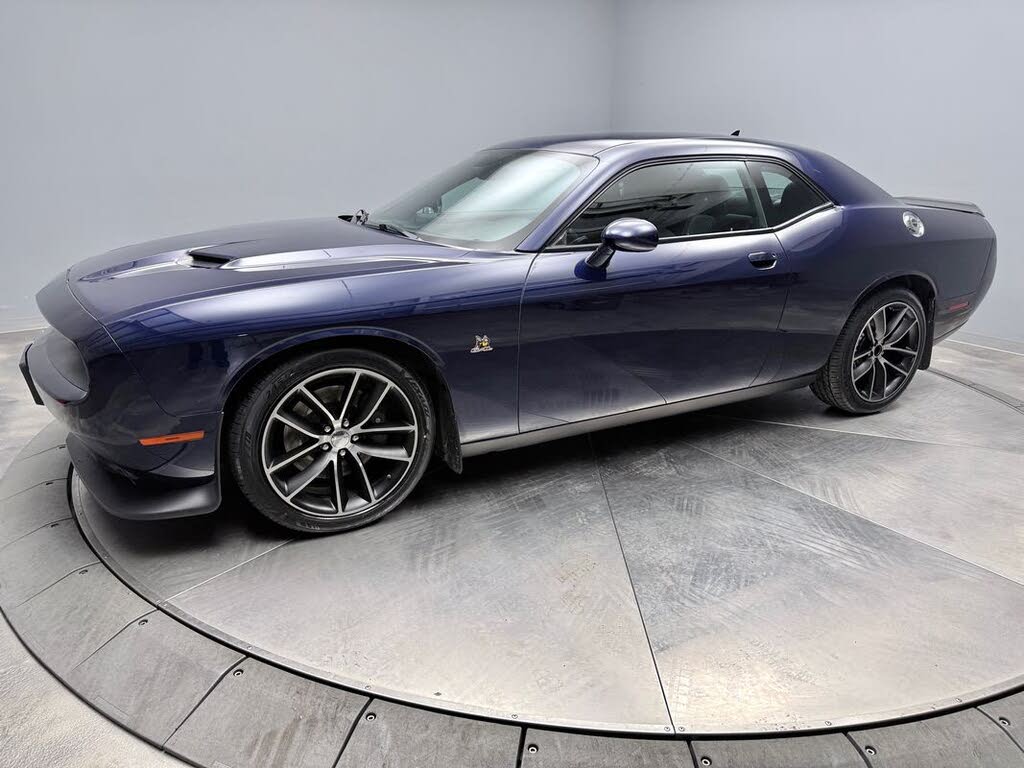2016 Dodge Challenger 392 Hemi Scat Pack Shaker