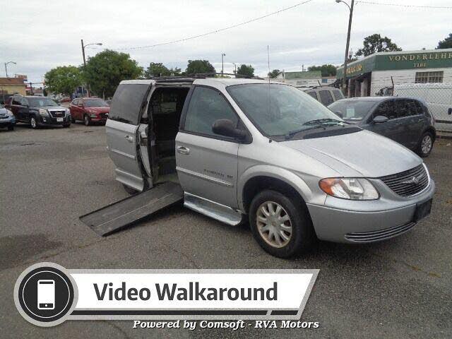 2003 Chrysler Town & Country LX Family Value