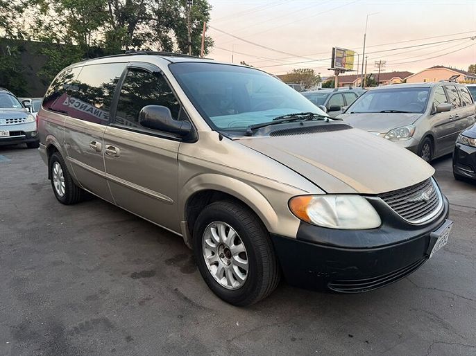 2002 Chrysler Town and Country EX
