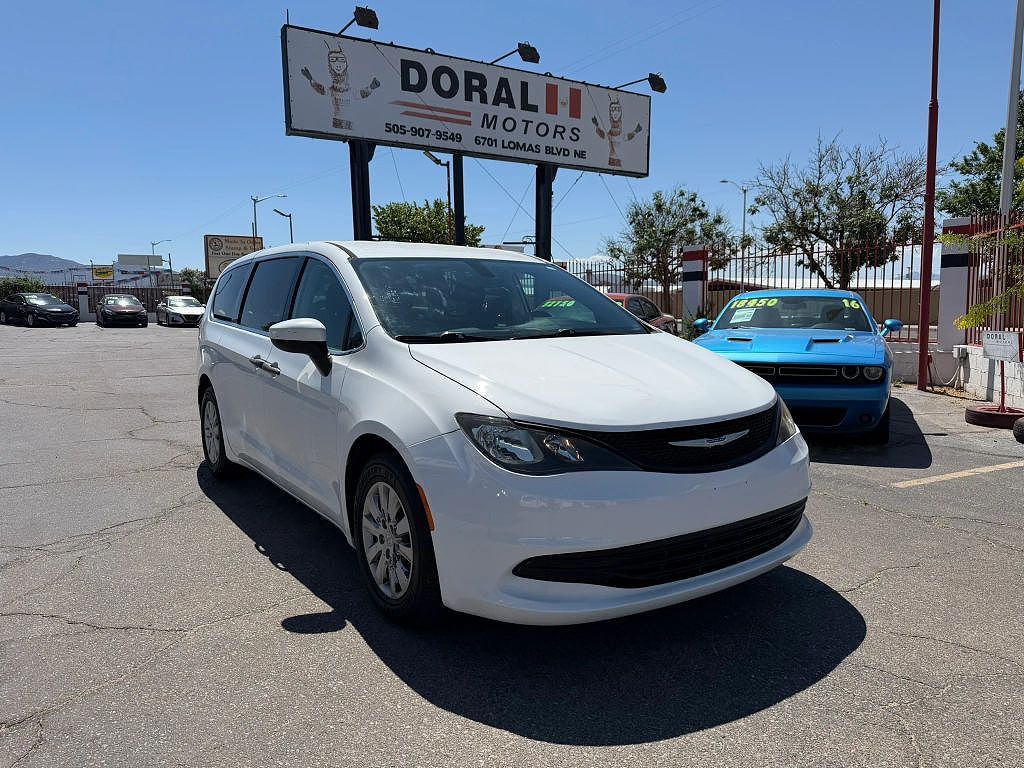 2020 Chrysler Voyager L