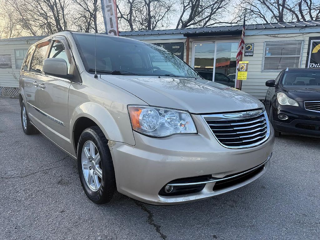 2012 Chrysler Town & Country Touring