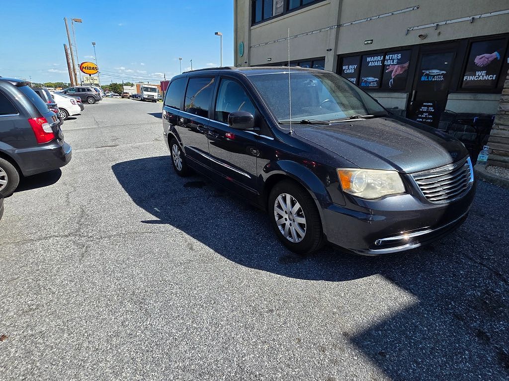 2014 Chrysler Town & Country Touring