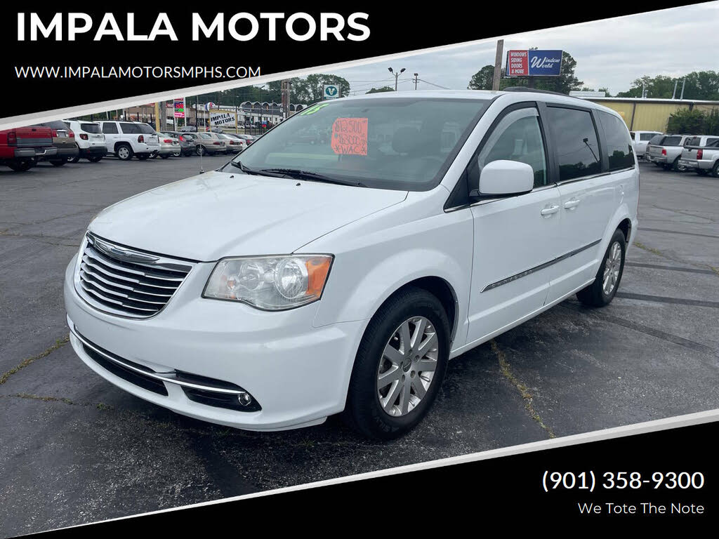2015 Chrysler Town and Country Touring
