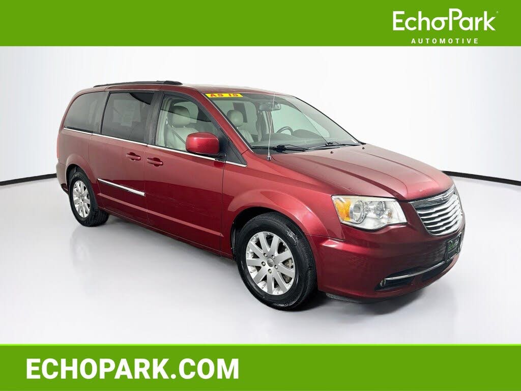 2016 Chrysler Town & Country Touring