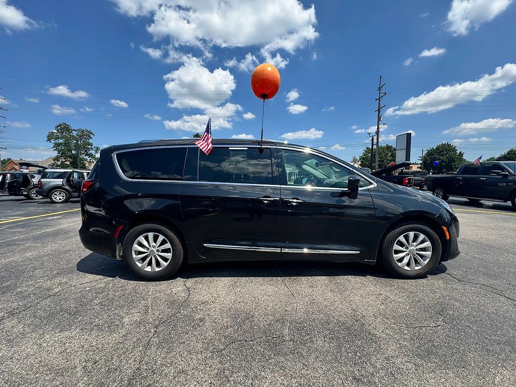 2018 Chrysler Pacifica Touring L