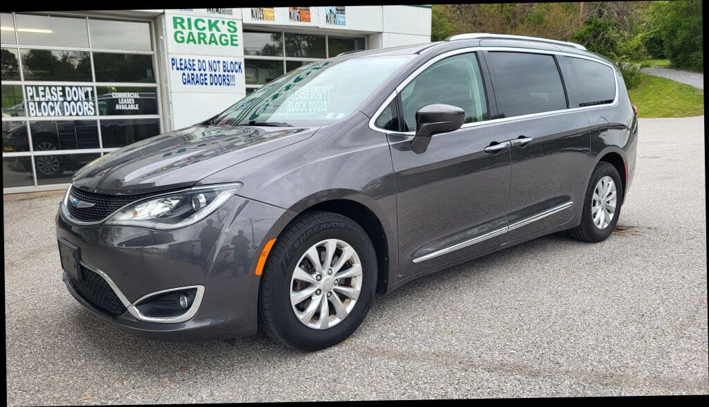 2018 Chrysler Pacifica Touring L