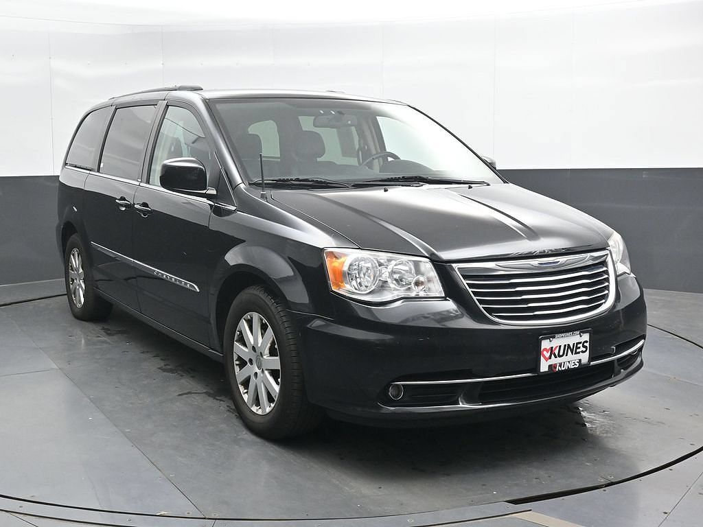 2014 Chrysler Town & Country Touring