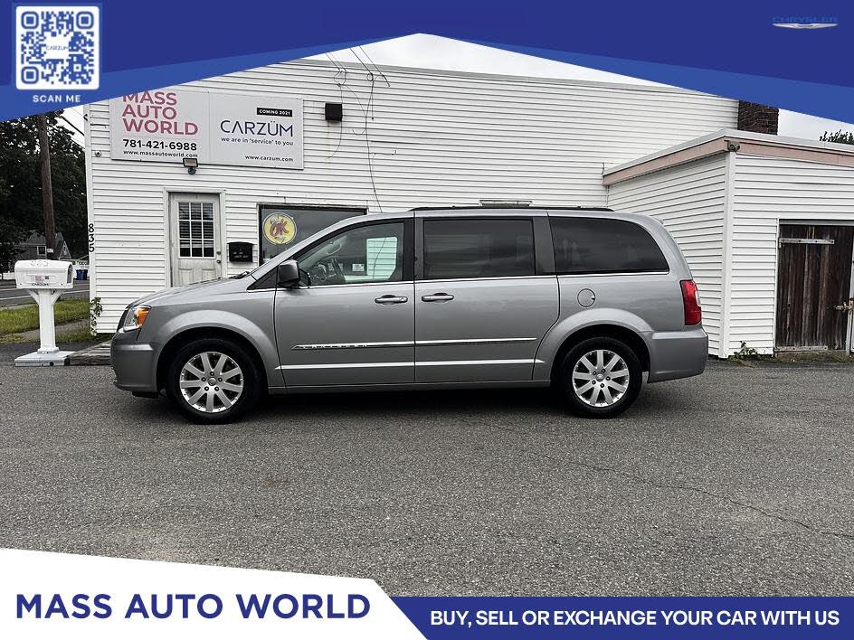 2015 Chrysler Town and Country Touring
