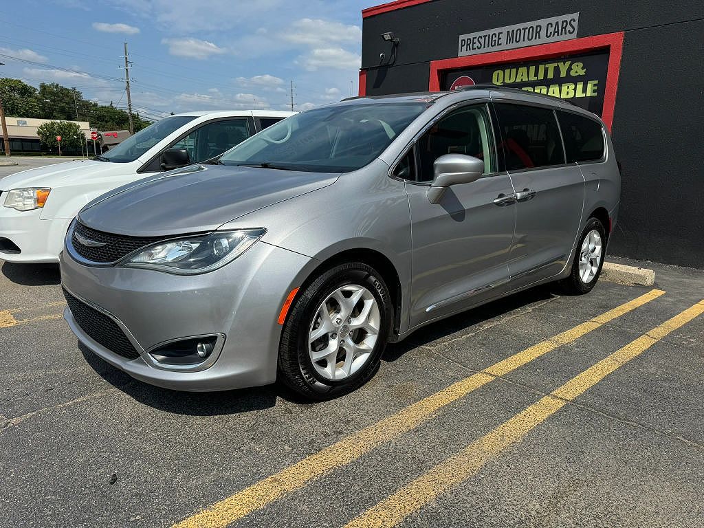 2017 Chrysler Pacifica Touring Plus