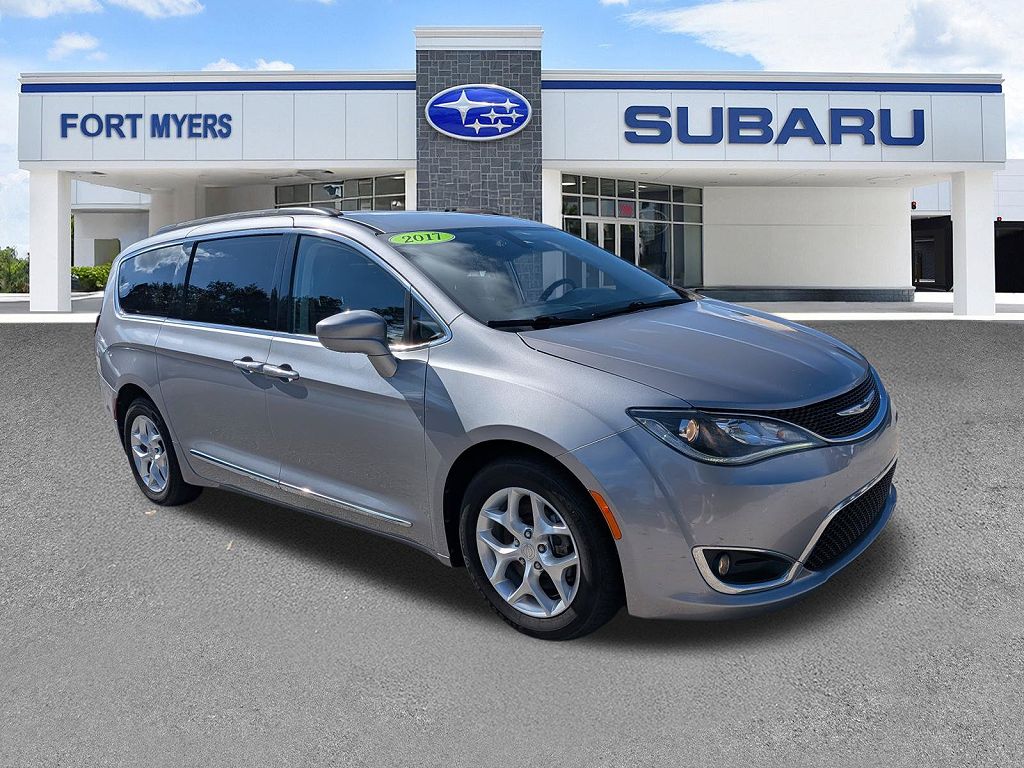 2017 Chrysler Pacifica Touring Plus
