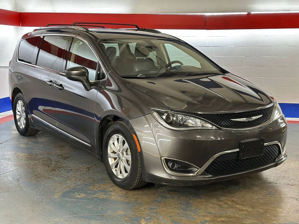 2018 Chrysler Pacifica Touring L