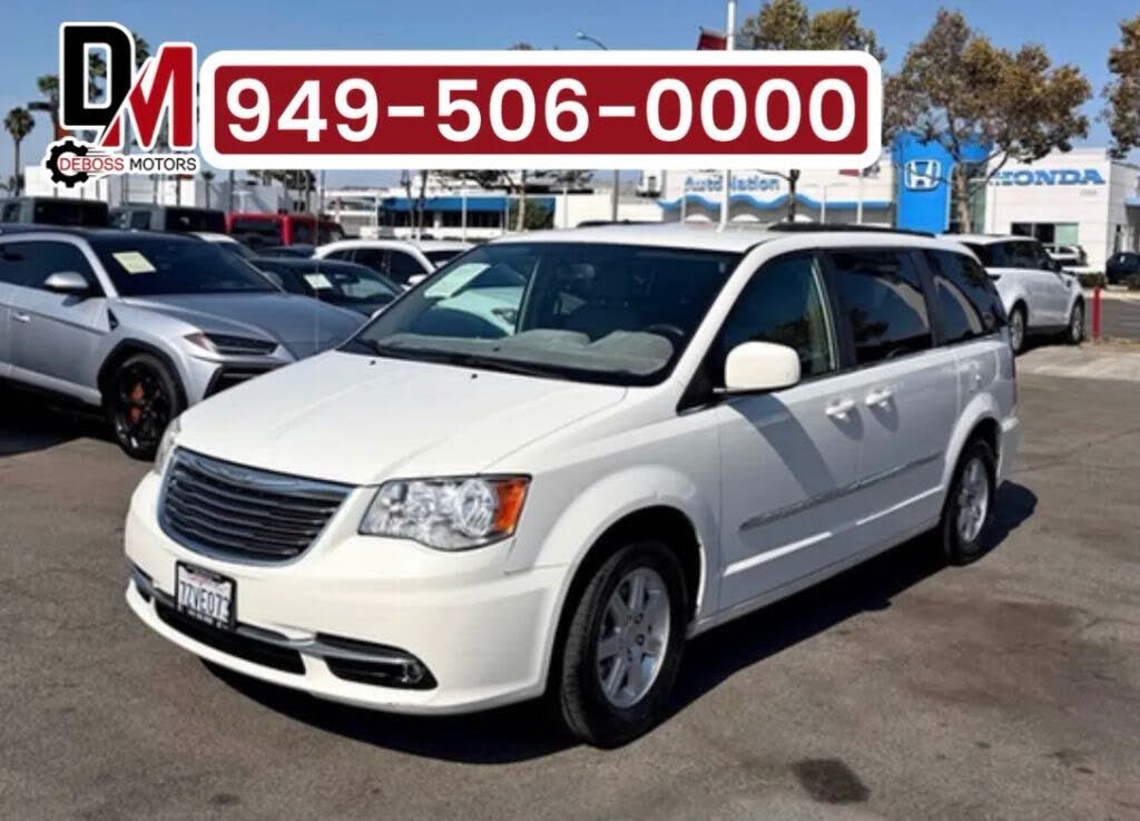 2012 Chrysler Town and Country Touring