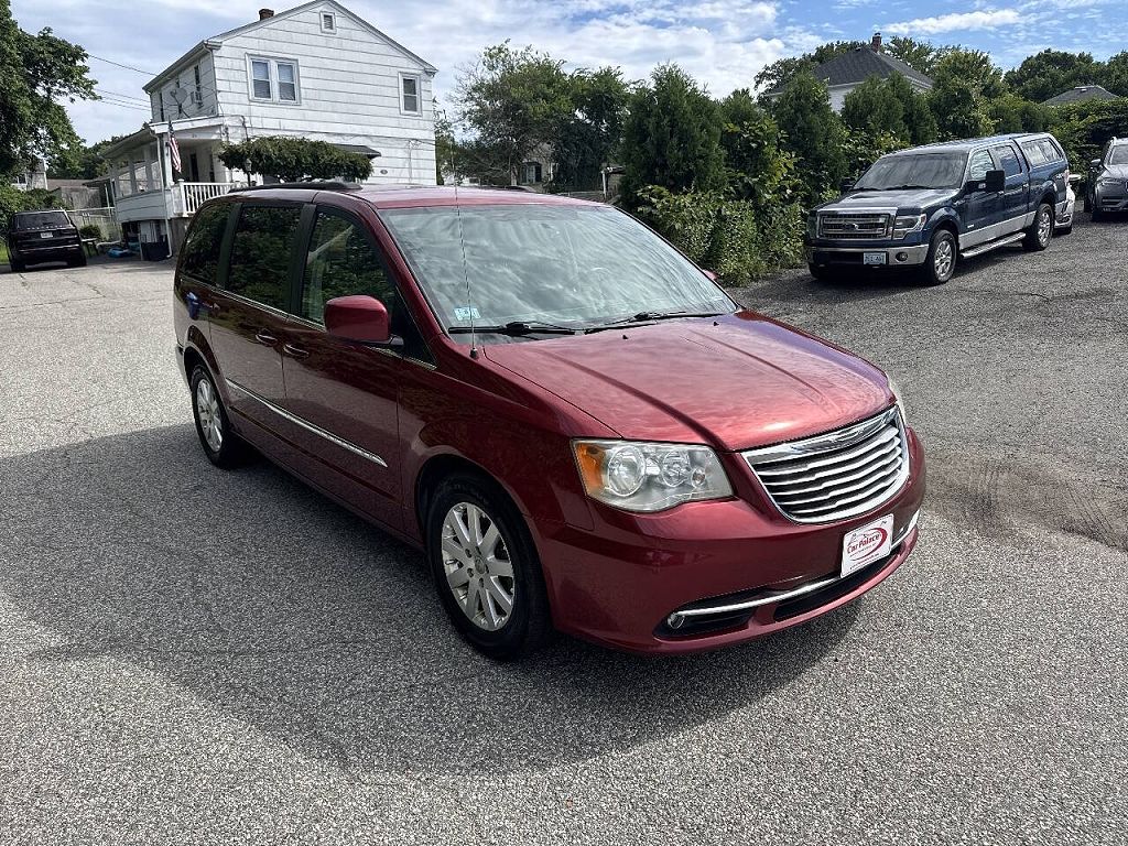 2013 Chrysler Town & Country Touring