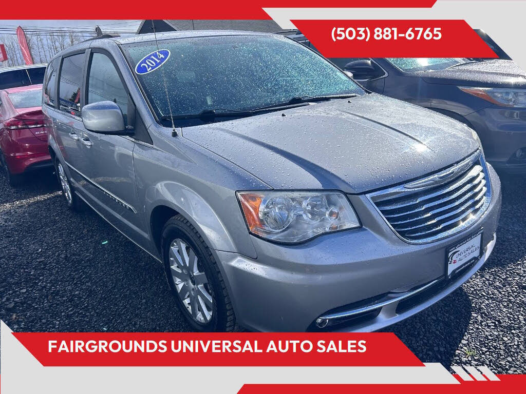 2014 Chrysler Town and Country Touring