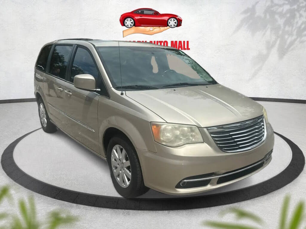 2014 Chrysler Town & Country Touring