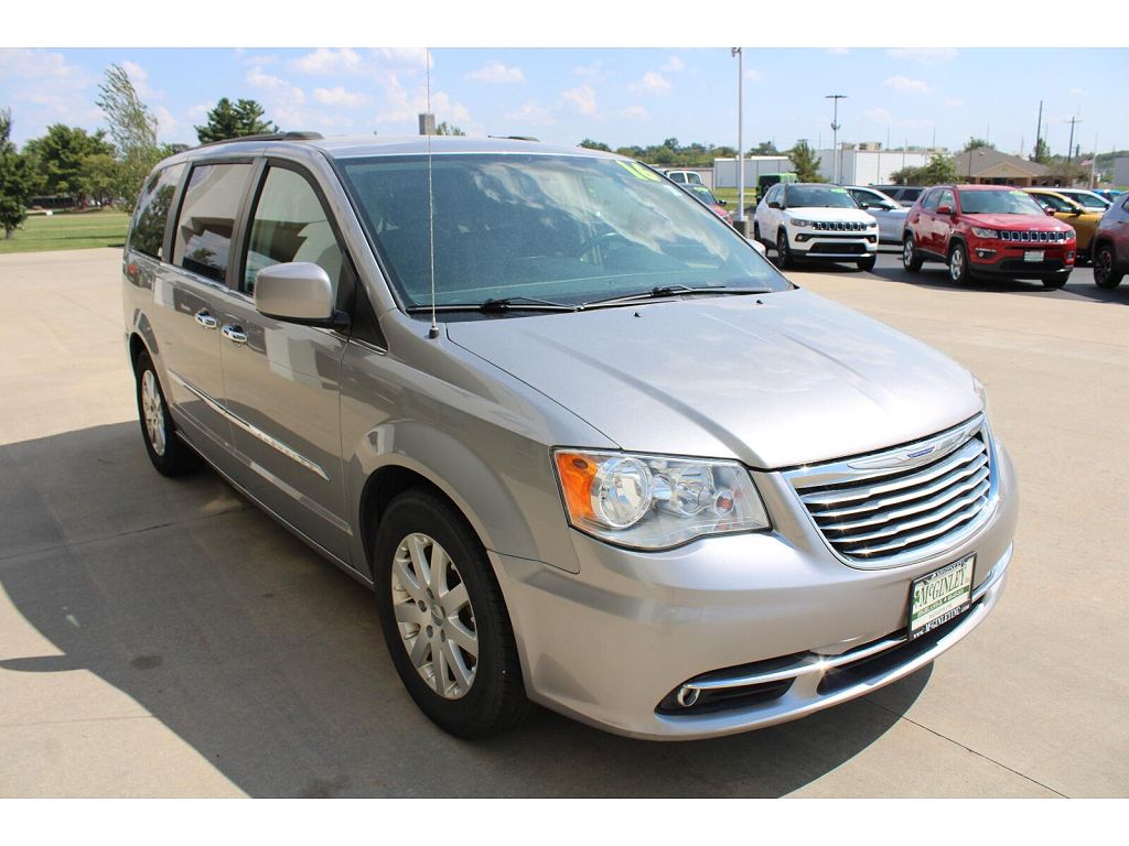 2016 Chrysler Town & Country Used   Town & Country Touring