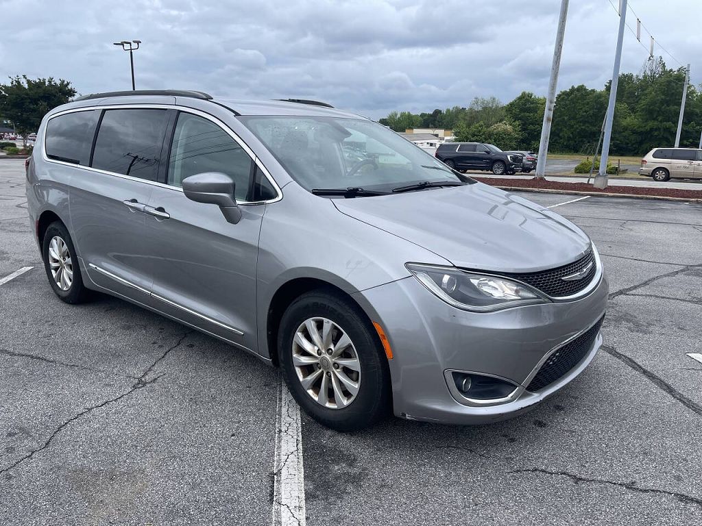 2017 Chrysler Pacifica Touring Plus