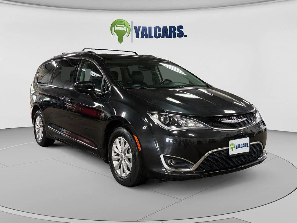 2017 Chrysler Pacifica Touring Plus