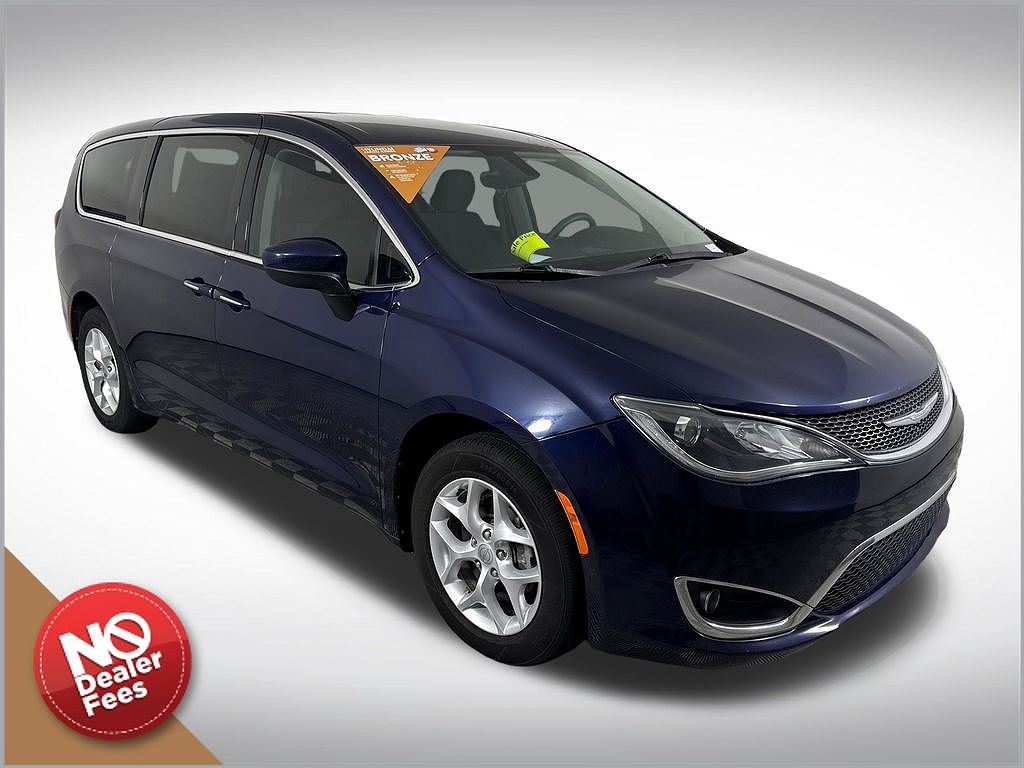 2017 Chrysler Pacifica Touring Plus
