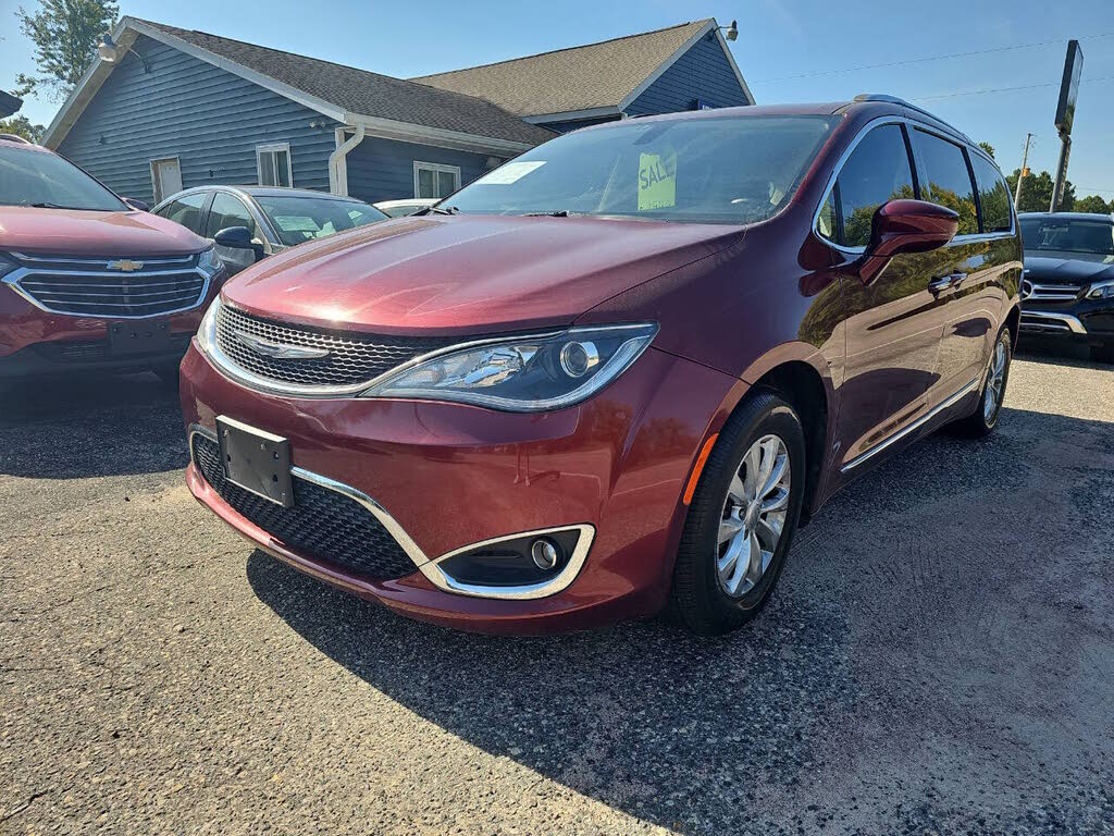 2018 Chrysler Pacifica Touring L