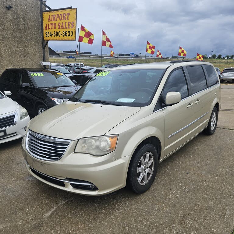 2012 Chrysler Town and Country Touring