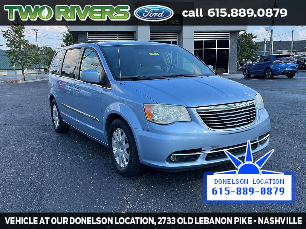 2013 Chrysler Town & Country Touring