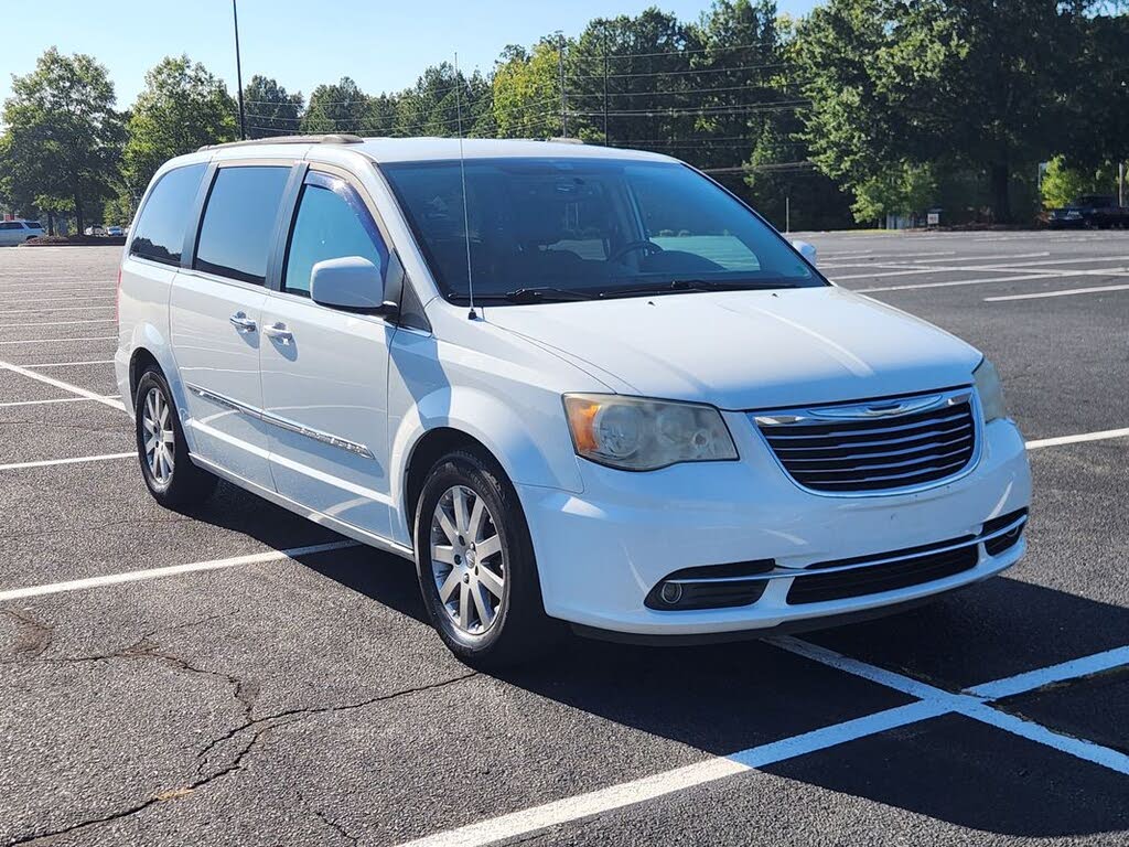 2014 Chrysler Town and Country Touring