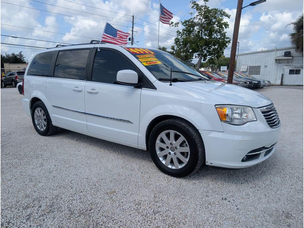2014 Chrysler Town and Country Touring