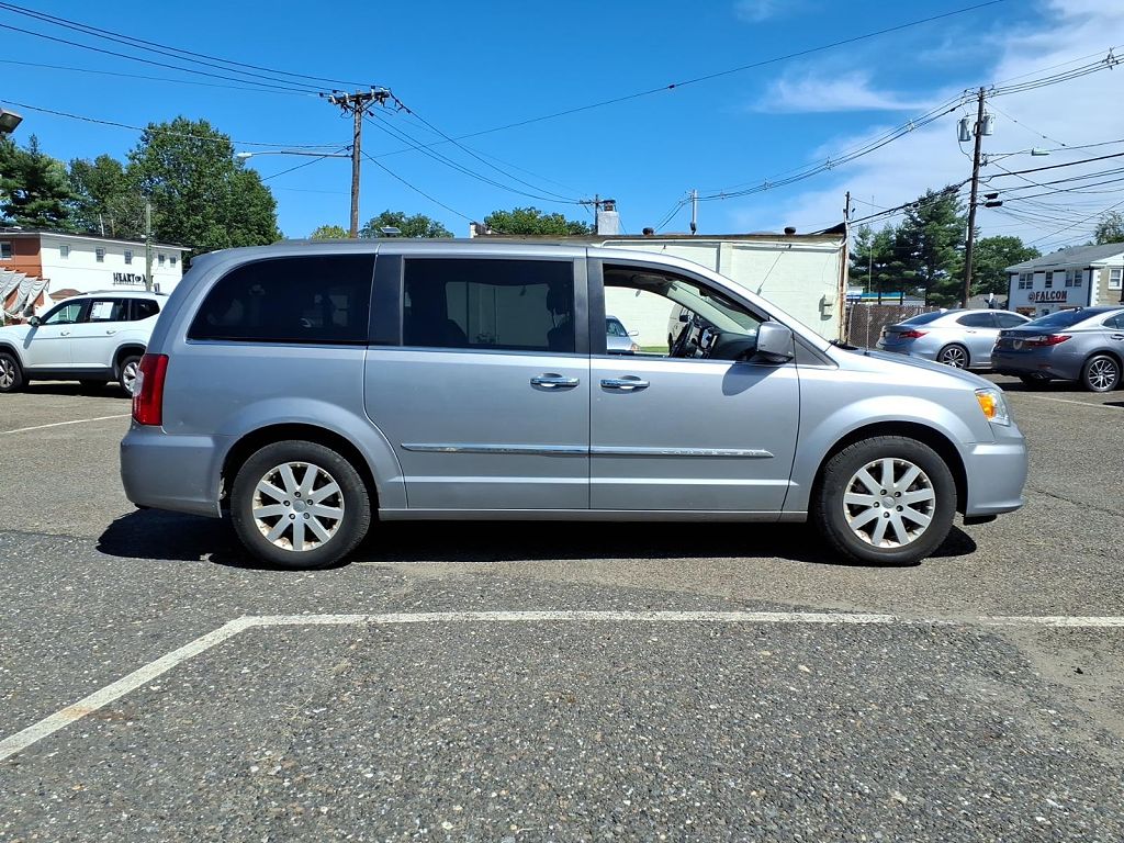 2015 Chrysler Town & Country Touring