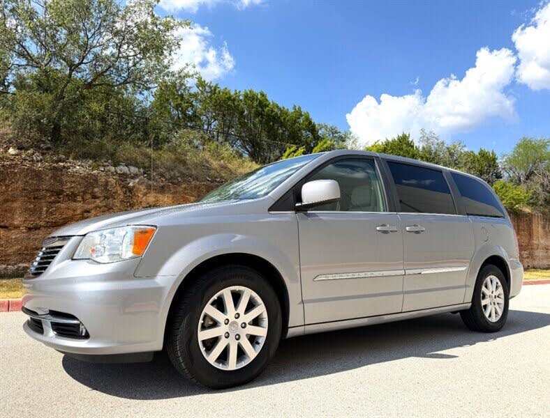 2015 Chrysler Town and Country Touring