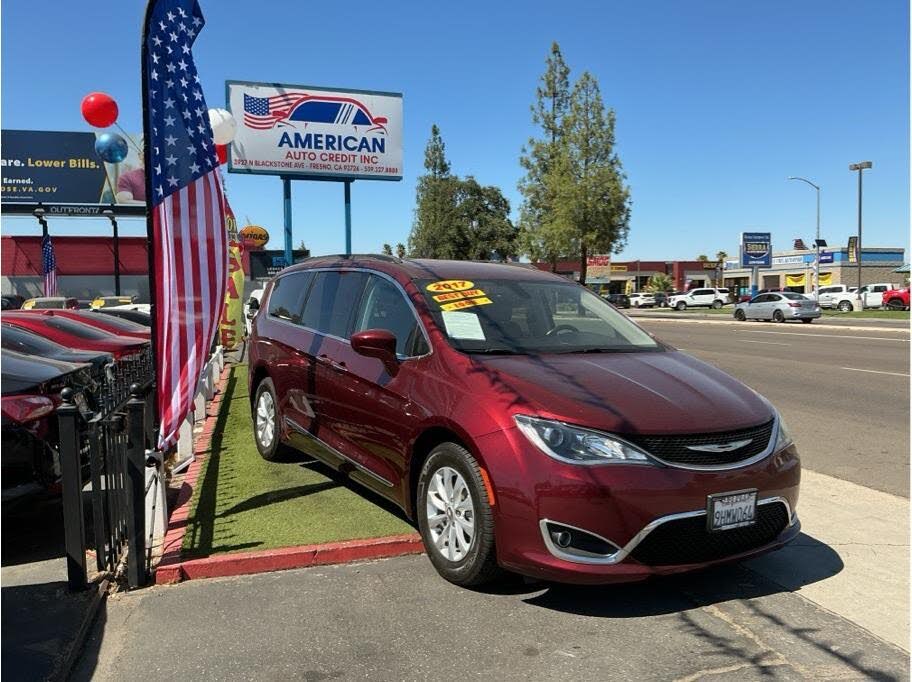 2017 Chrysler Pacifica Touring Plus