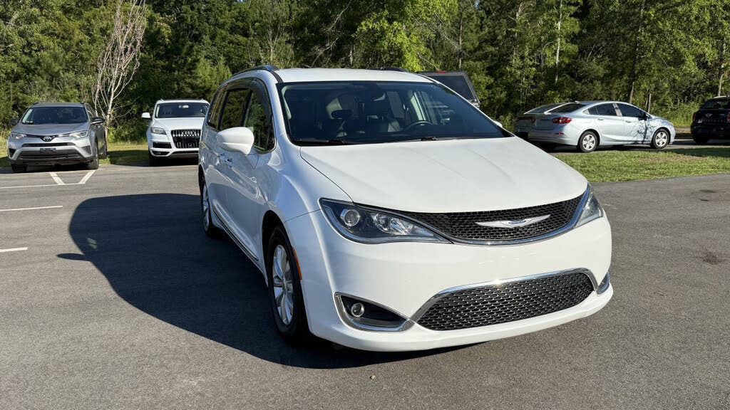 2019 Chrysler Pacifica Touring L
