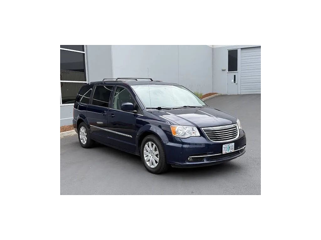 2014 Chrysler Town & Country Touring