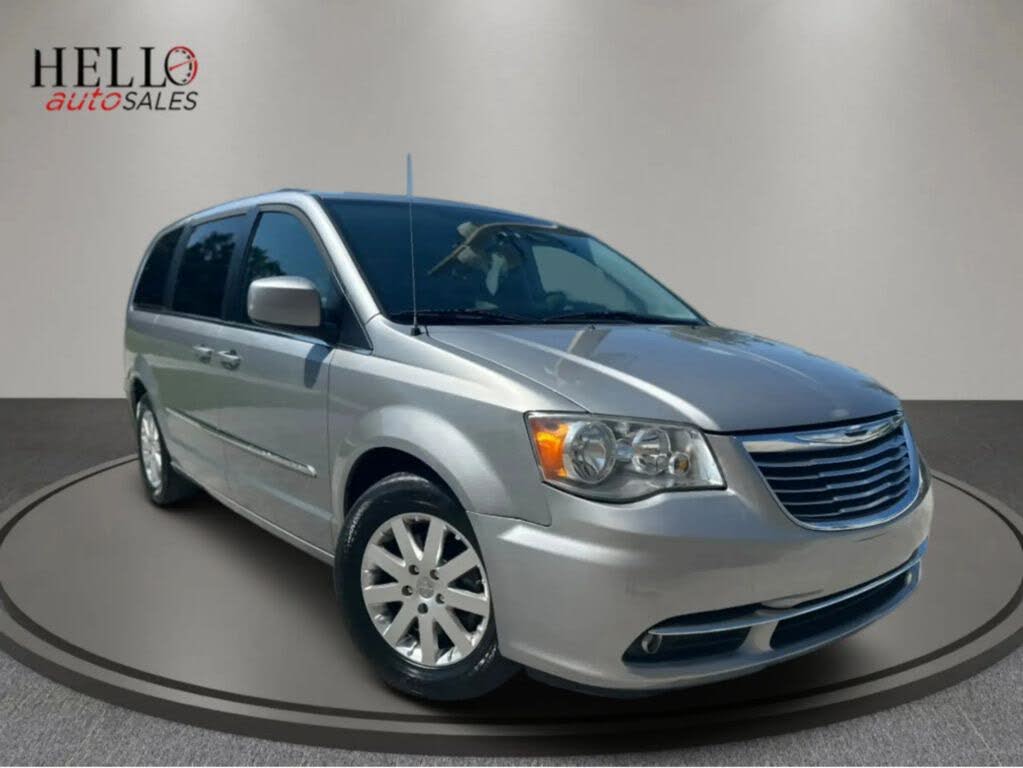2016 Chrysler Town & Country Touring