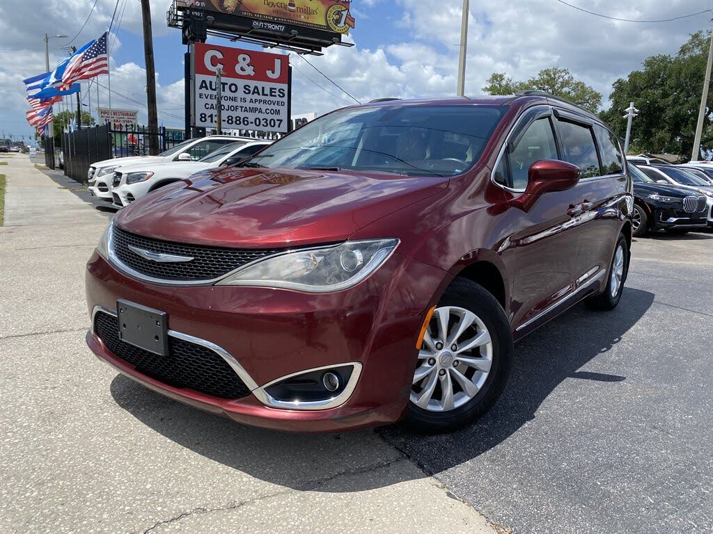 2017 Chrysler Pacifica Touring Plus