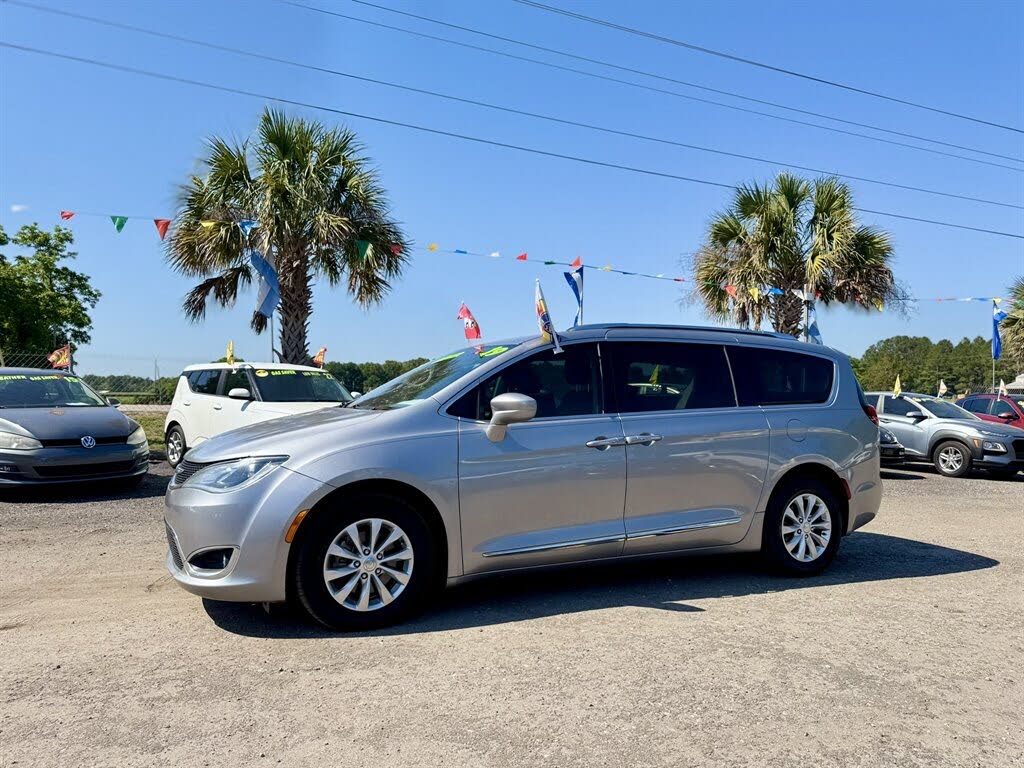 2019 Chrysler Pacifica Touring L