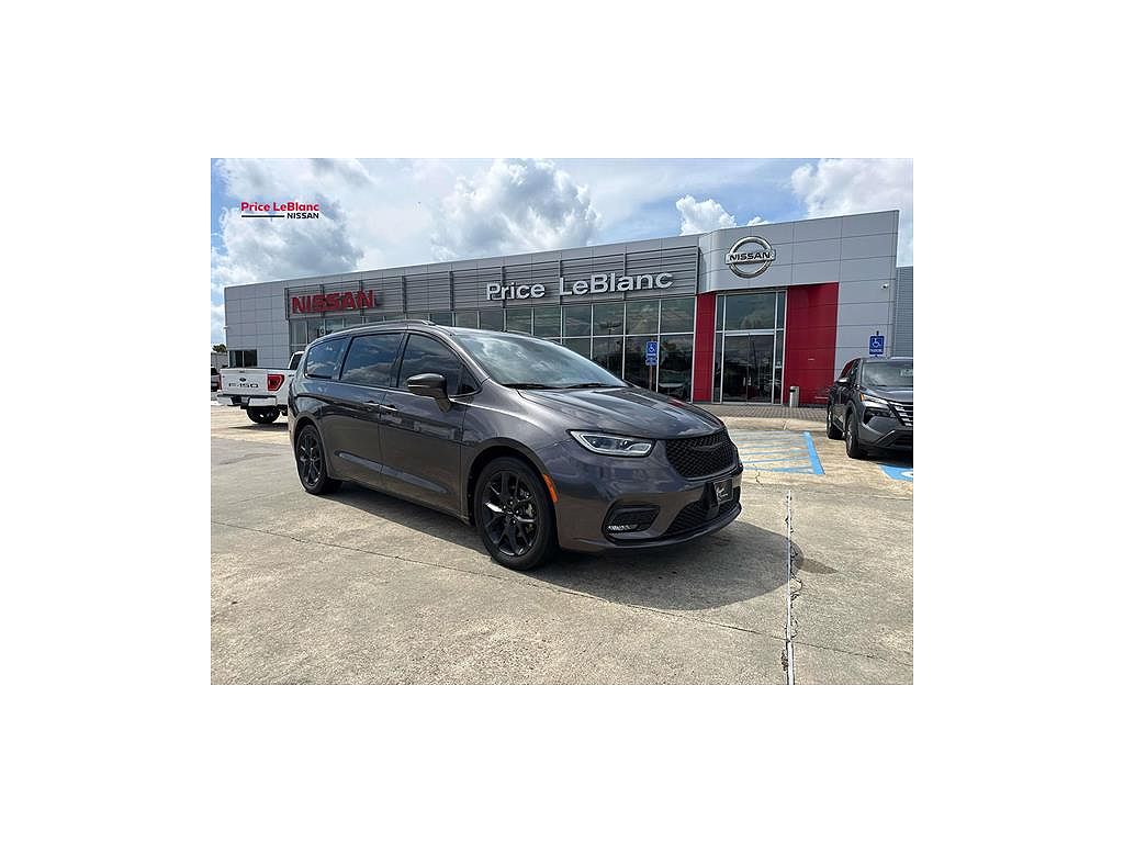 2021 Chrysler Pacifica Touring L