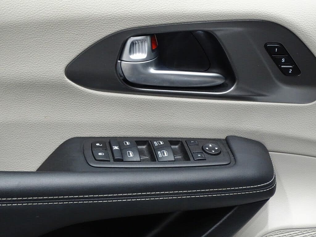Vehicle Image 12 of 71 for undefined undefined undefined